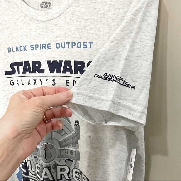 Walt Disney World Disney Parks Star Wars Galaxy’s Edge T-Shirt Tee NWT - Picture 3 of 5